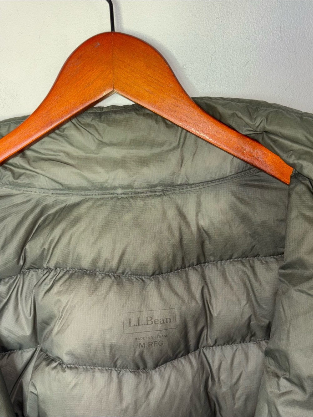 LL Bean Puffer Down Jacket Mens M Olive Green DownTek Gorpcore - Picture 9 of 15